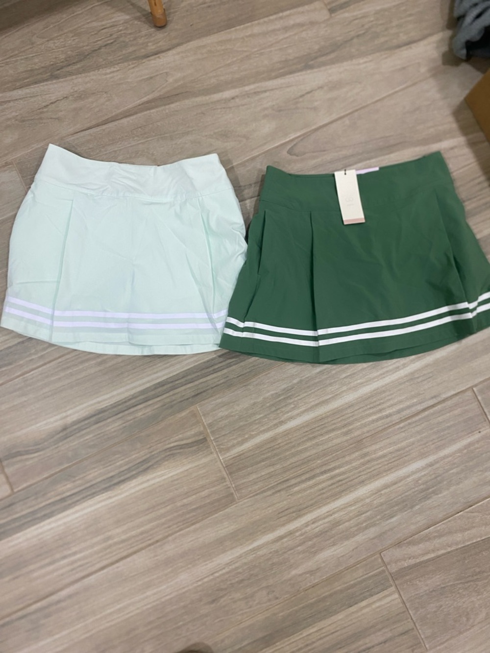 CAlia skort Dual-Pack Tennis Skorts in Mint and Forest Green